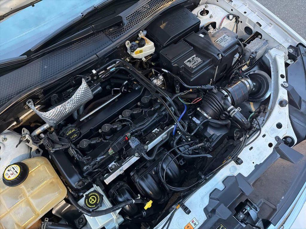 used 2006 Ford Focus car, priced at $3,991