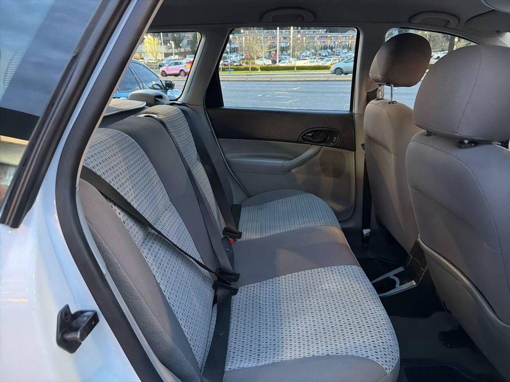 used 2006 Ford Focus car, priced at $3,991