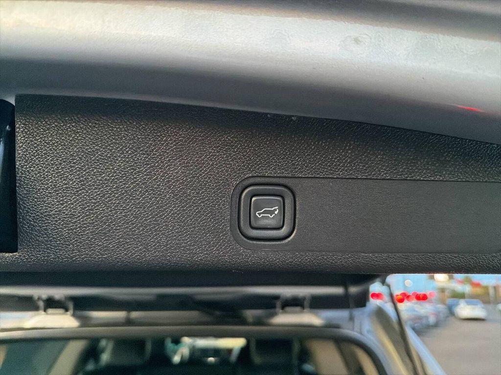 used 2013 Chevrolet Suburban car, priced at $8,991