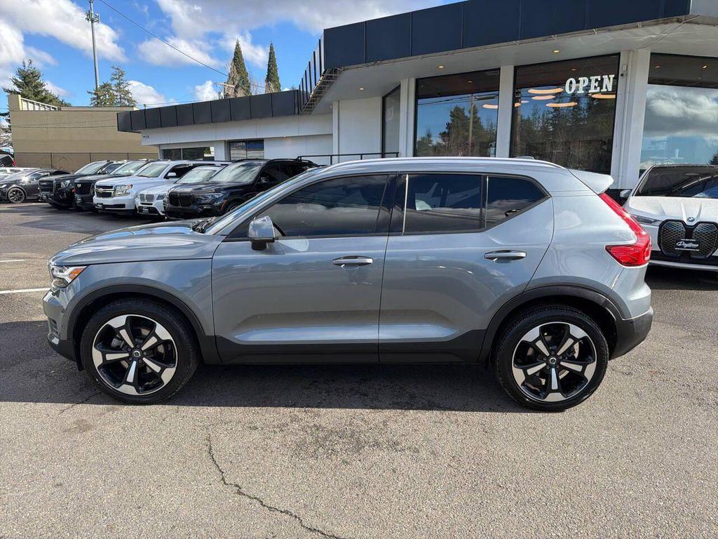 used 2019 Volvo XC40 car, priced at $13,991
