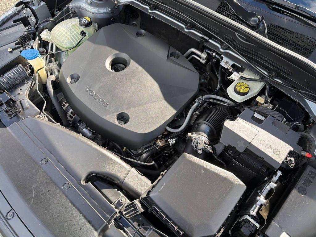 used 2019 Volvo XC40 car, priced at $13,991