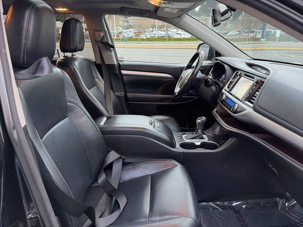 used 2016 Toyota Highlander car, priced at $17,991