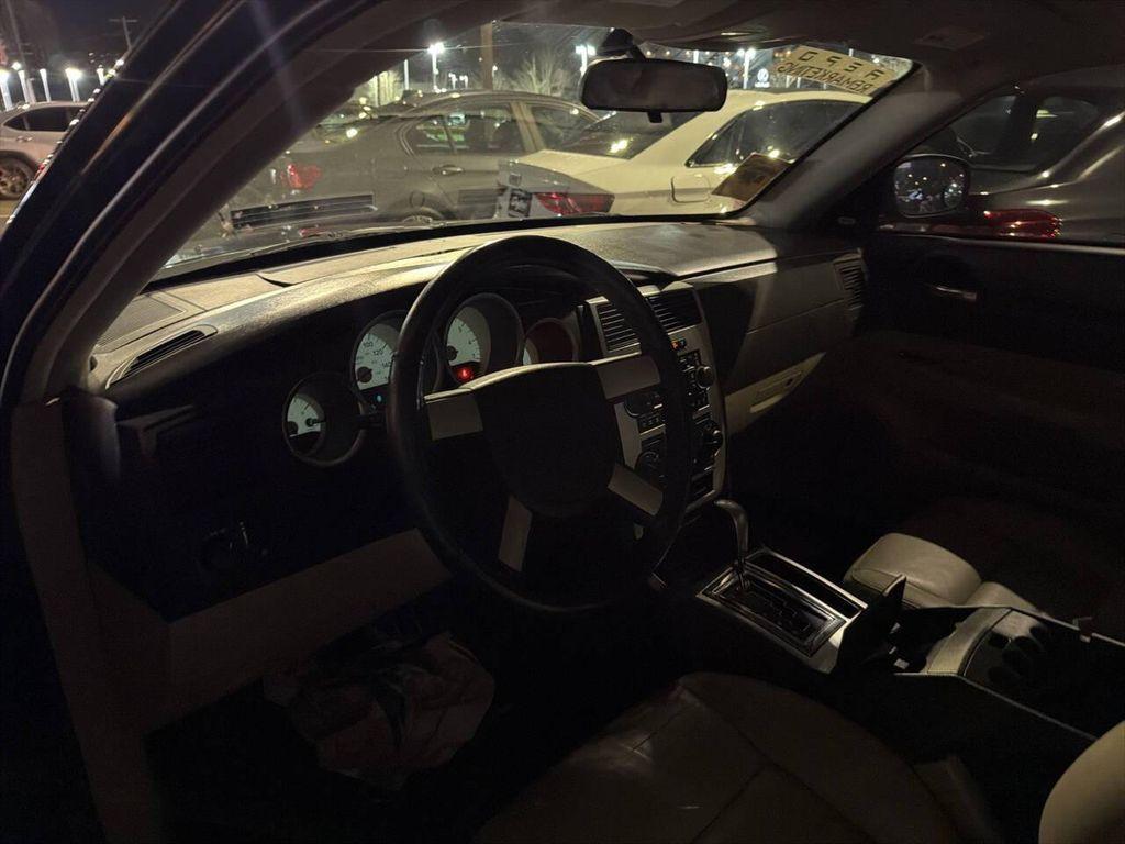 used 2006 Dodge Magnum car, priced at $6,991