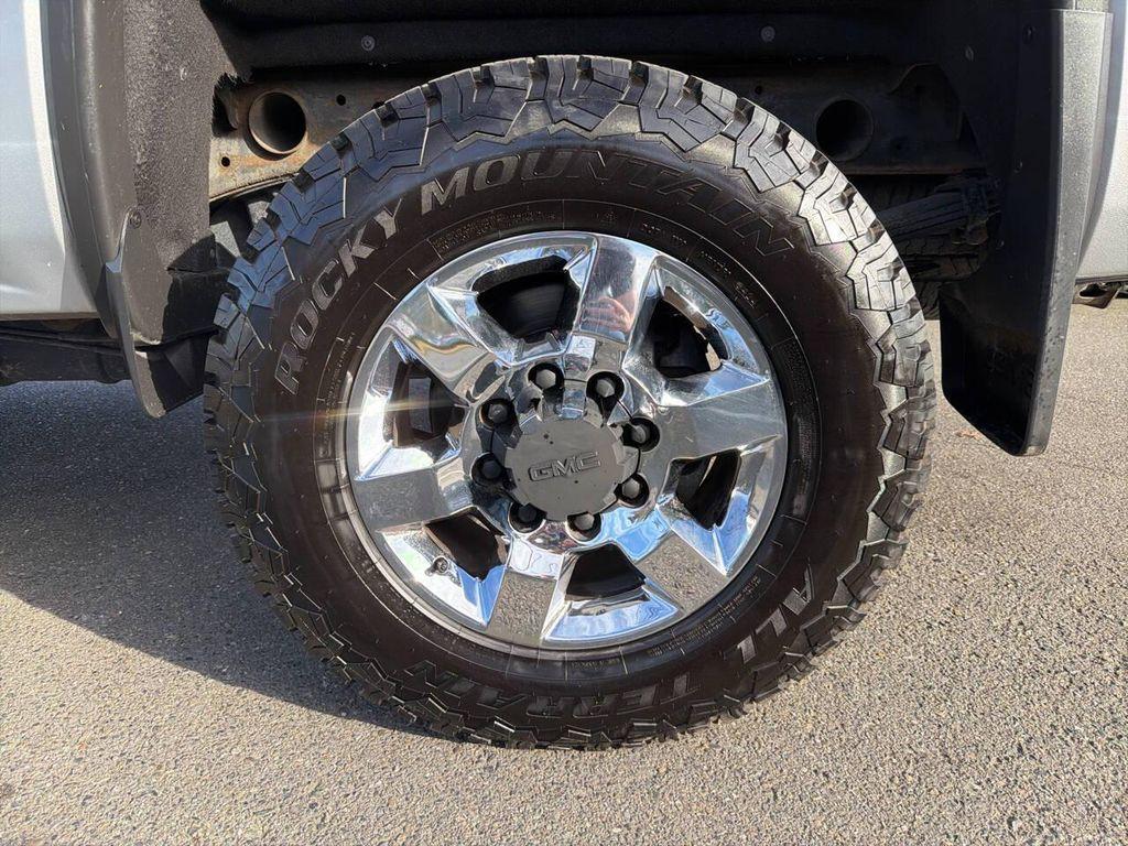 used 2019 GMC Sierra 2500 car, priced at $39,991