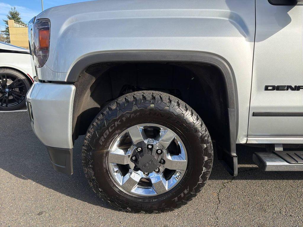 used 2019 GMC Sierra 2500 car, priced at $39,991