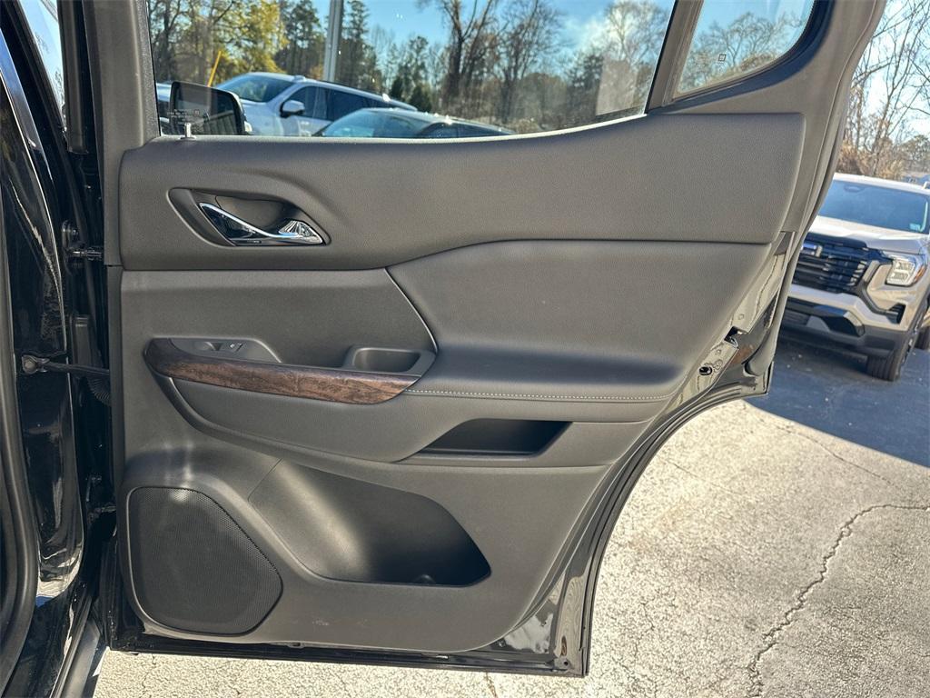 used 2021 GMC Acadia car, priced at $20,882