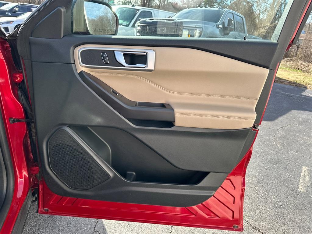 used 2020 Ford Explorer car, priced at $22,154