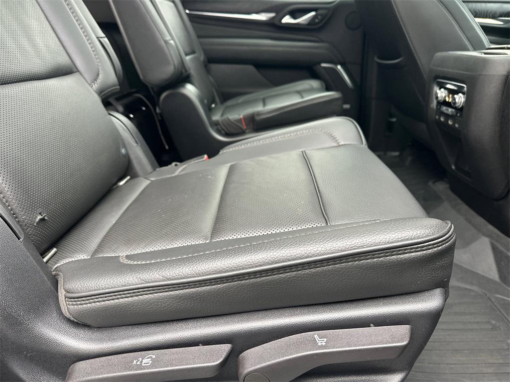 used 2022 GMC Yukon XL car, priced at $47,366