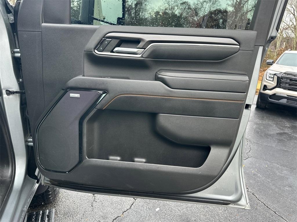 used 2024 GMC Sierra 2500 car, priced at $63,263