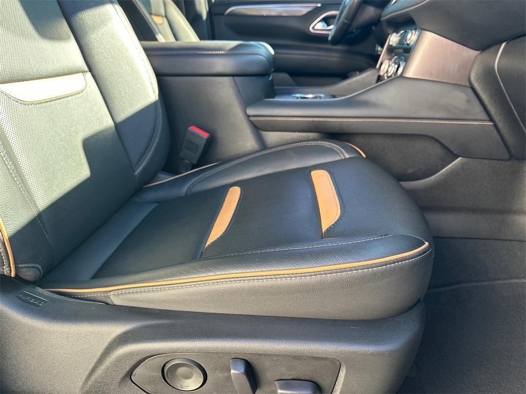 used 2021 GMC Yukon car, priced at $40,886