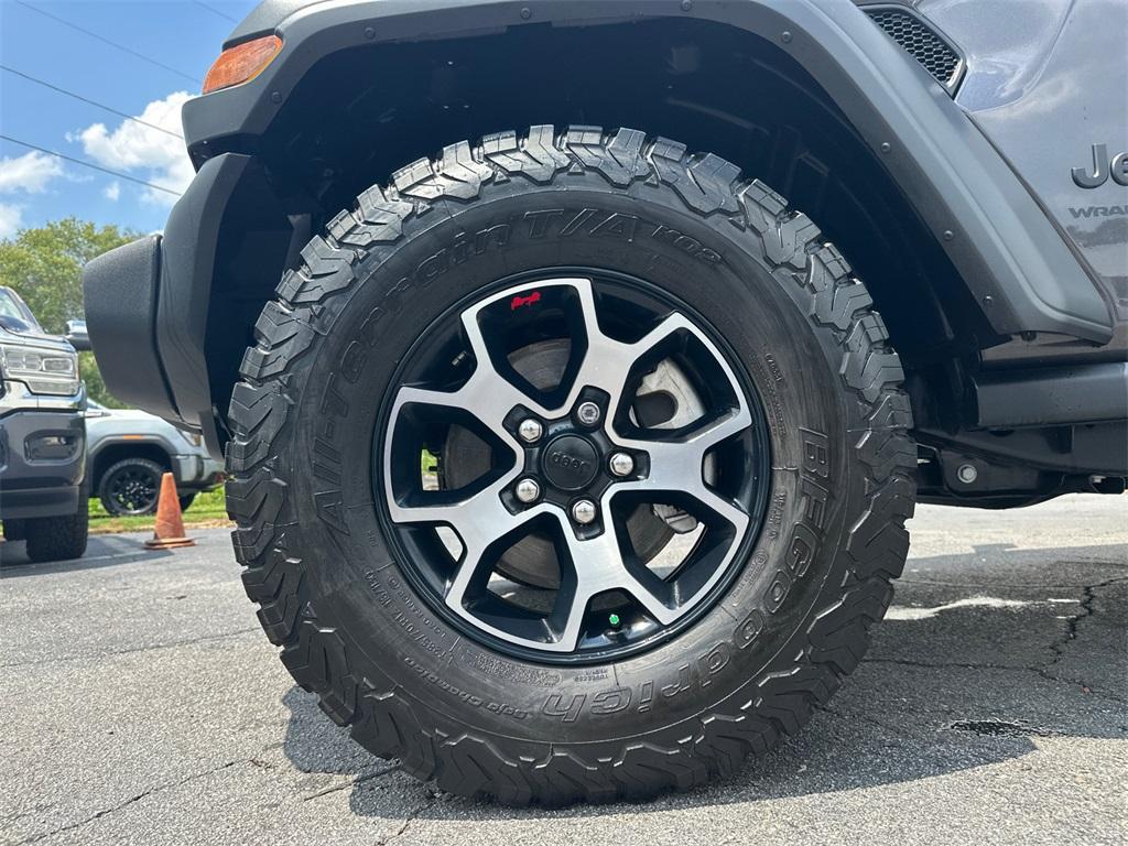 used 2024 Jeep Wrangler car, priced at $31,012