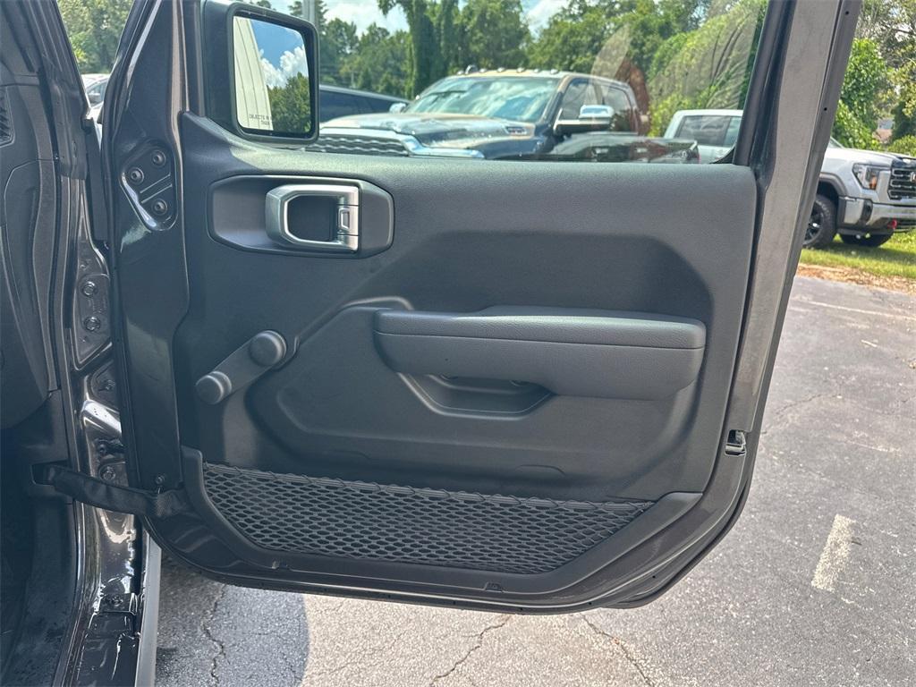 used 2024 Jeep Wrangler car, priced at $31,012