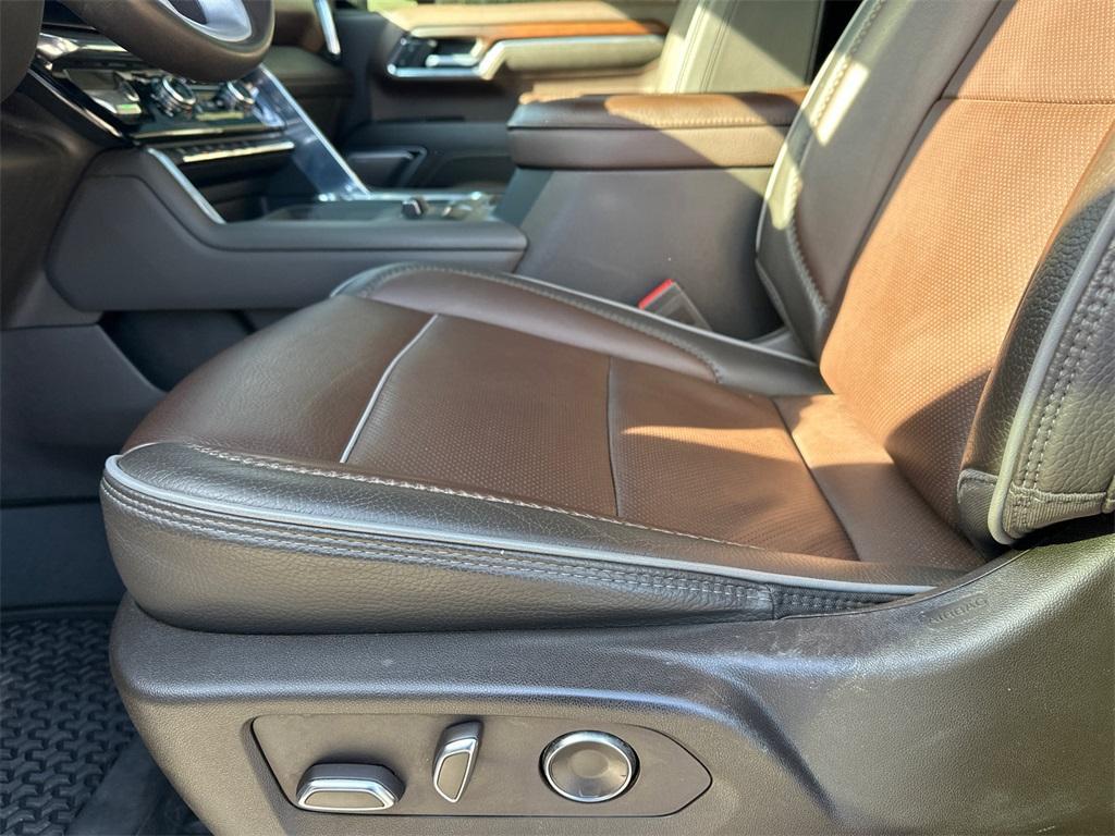 new 2024 GMC Sierra 3500 car, priced at $92,555