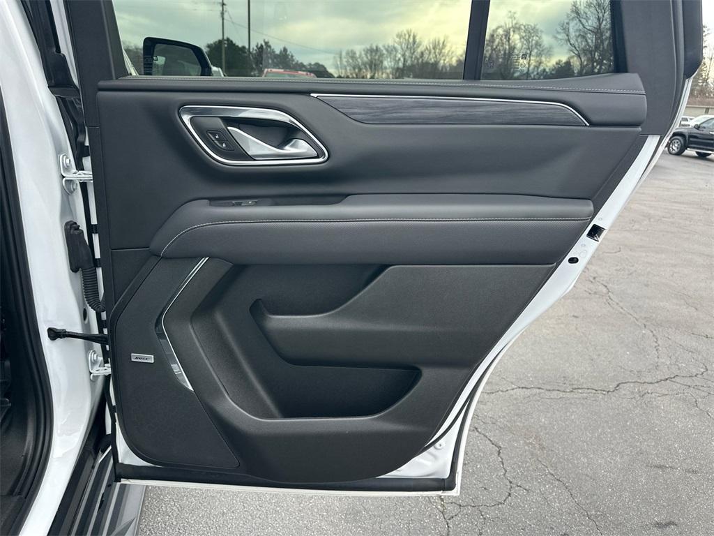 used 2022 GMC Yukon car, priced at $52,489