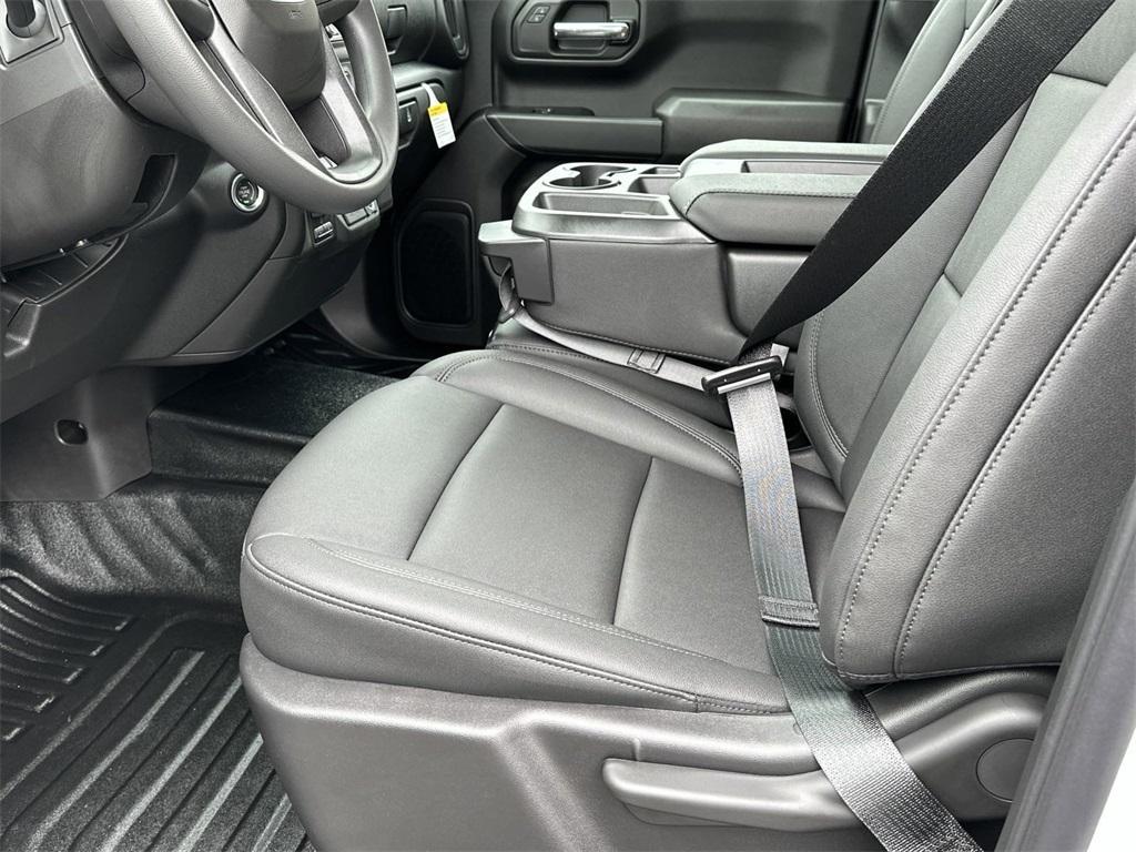 new 2023 GMC Sierra 1500 car, priced at $49,470