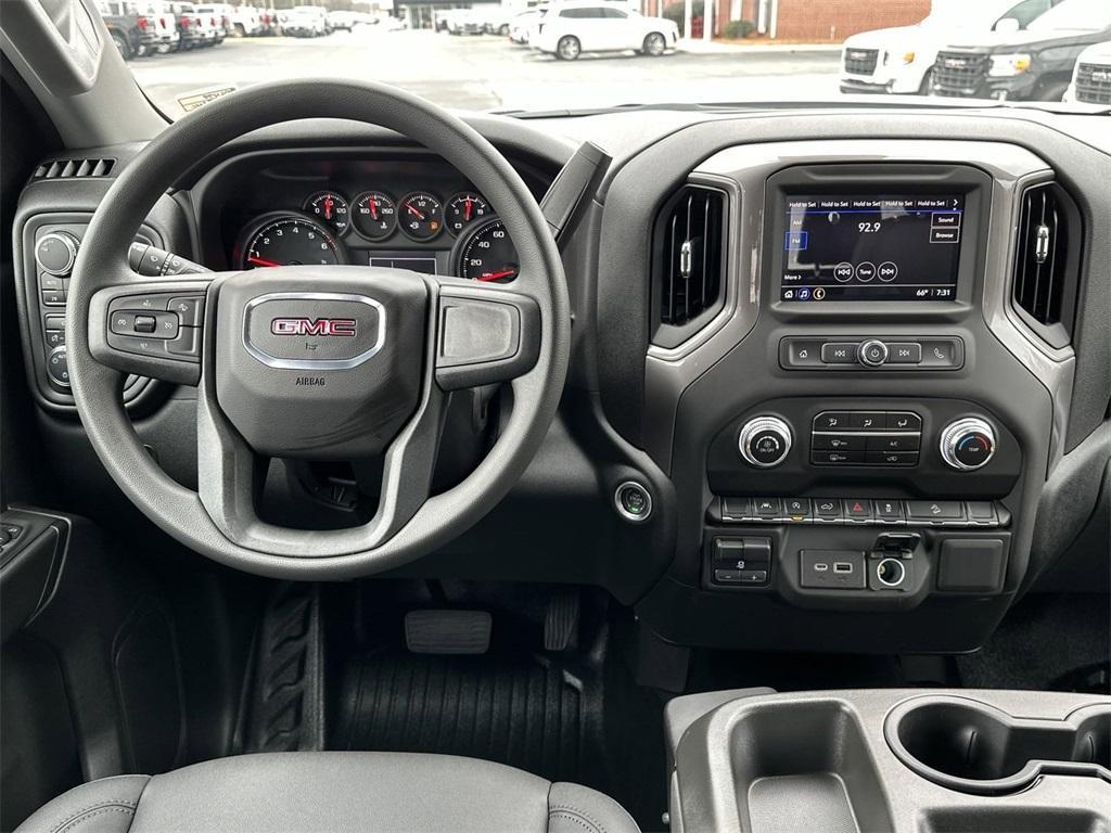 new 2023 GMC Sierra 1500 car, priced at $49,470
