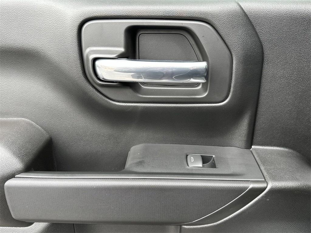 new 2023 GMC Sierra 1500 car, priced at $49,470