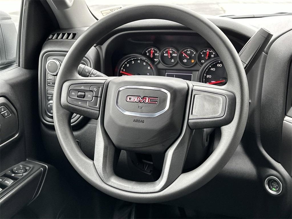 new 2023 GMC Sierra 1500 car, priced at $49,470