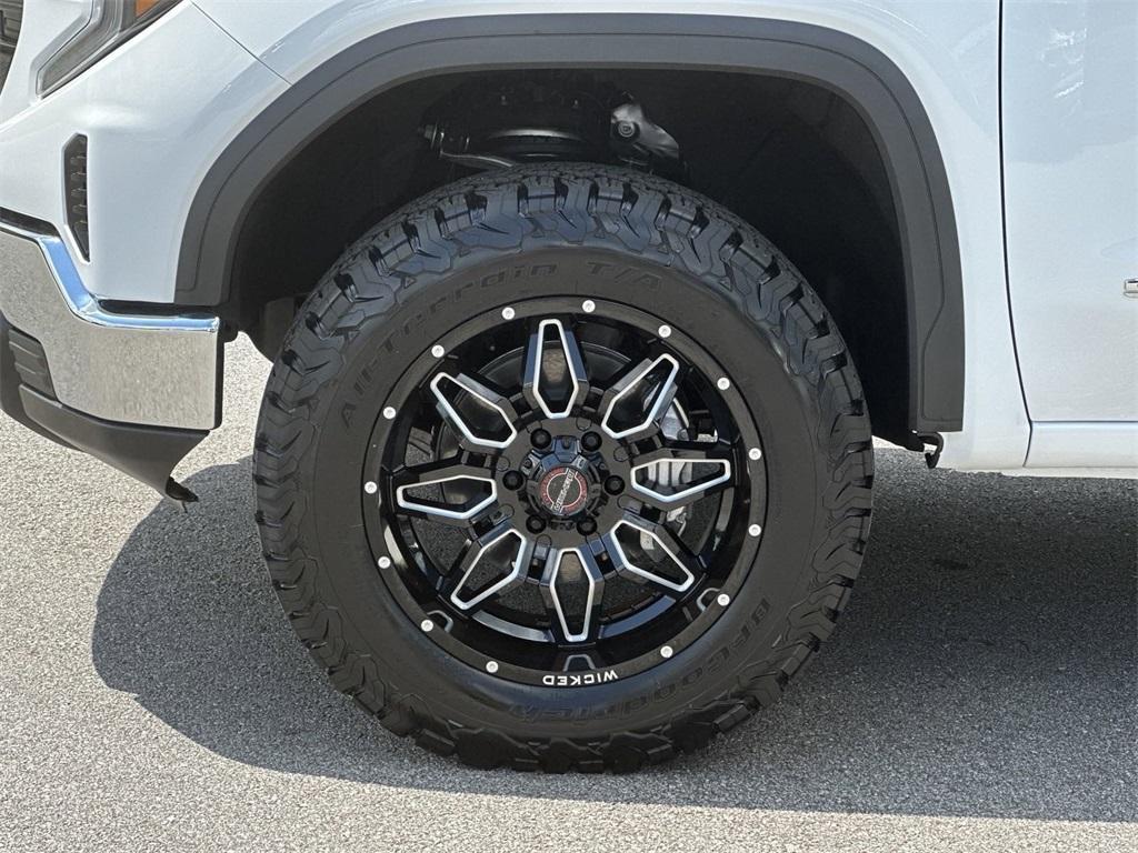 new 2023 GMC Sierra 1500 car, priced at $46,000