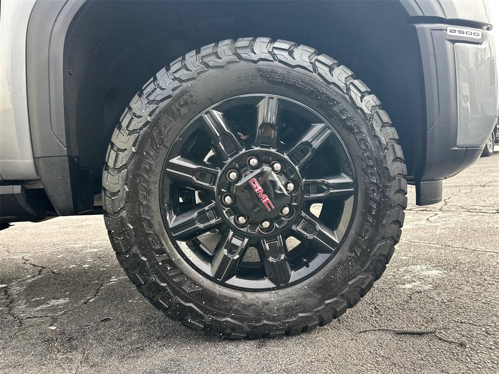 used 2025 GMC Sierra 2500 car, priced at $75,248