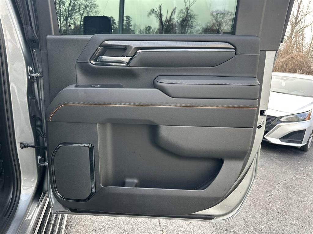 used 2025 GMC Sierra 2500 car, priced at $75,248