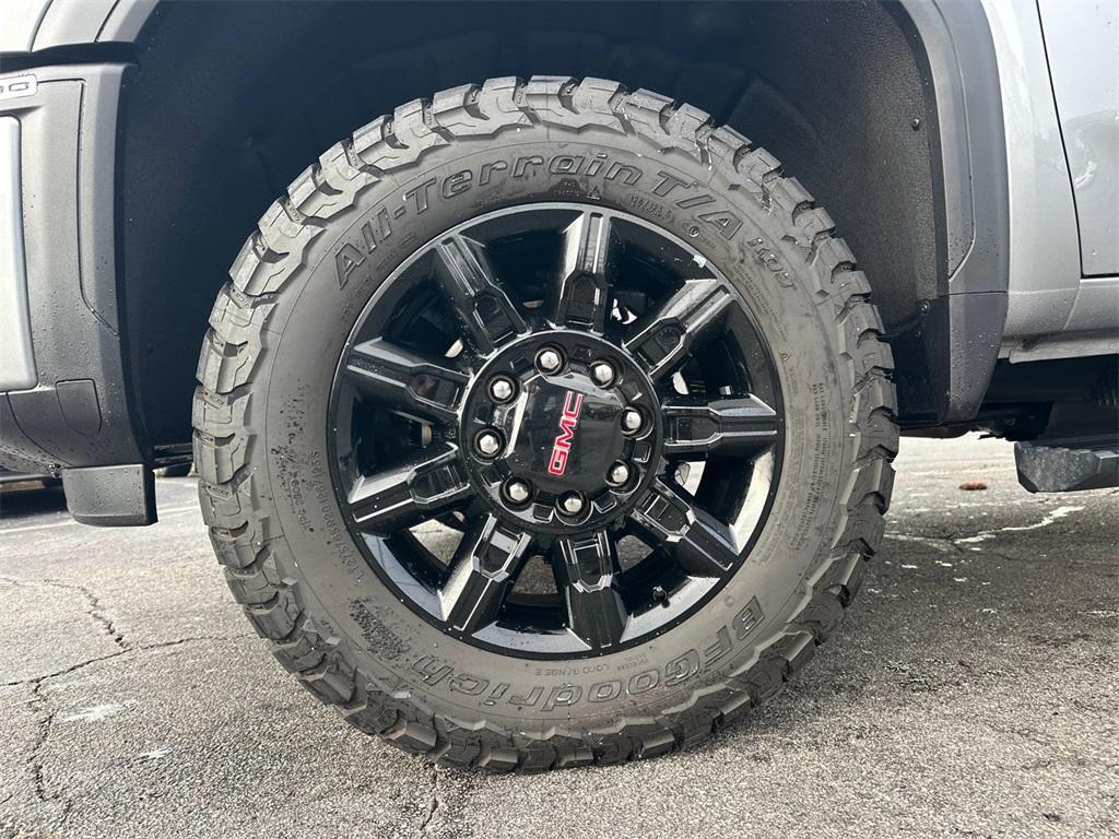 used 2025 GMC Sierra 2500 car, priced at $75,248