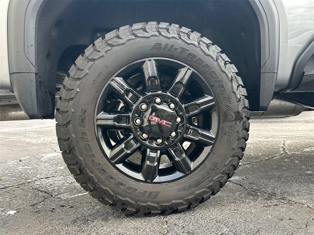 used 2025 GMC Sierra 2500 car, priced at $75,248