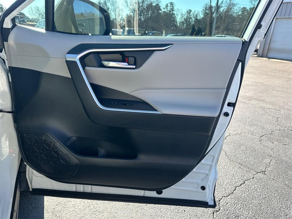 used 2021 Toyota RAV4 Hybrid car, priced at $22,462