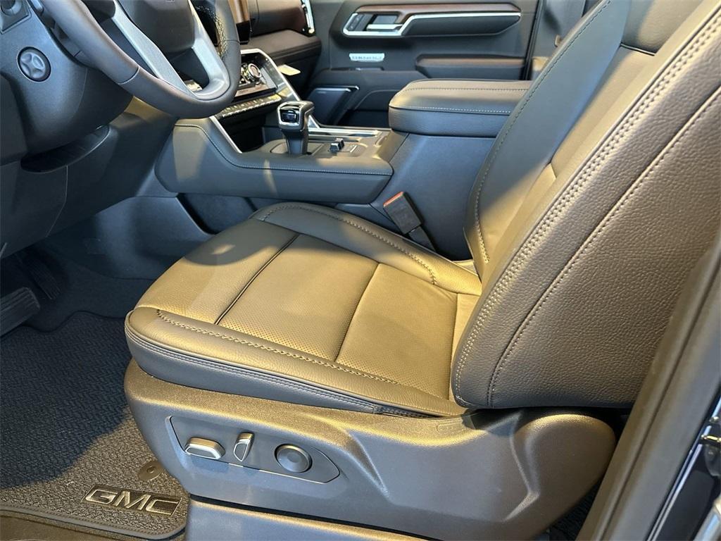 new 2023 GMC Sierra 1500 car, priced at $71,965