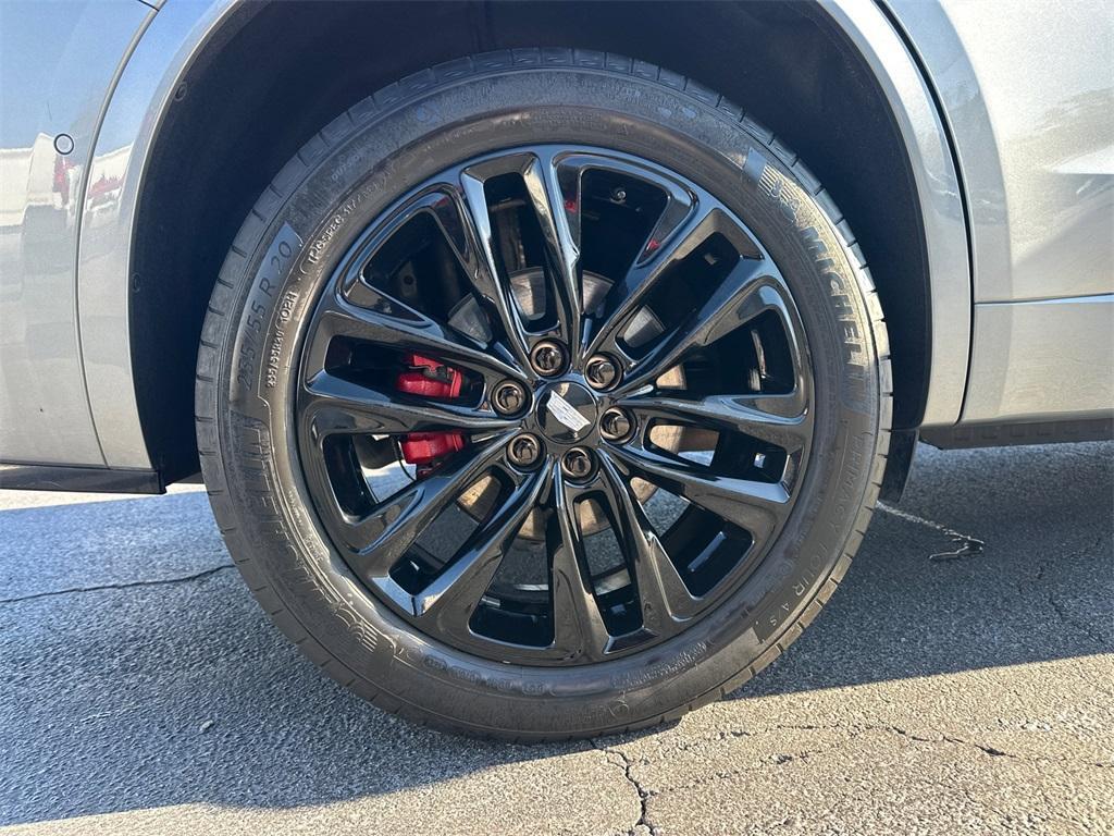 used 2023 Cadillac XT6 car, priced at $42,987