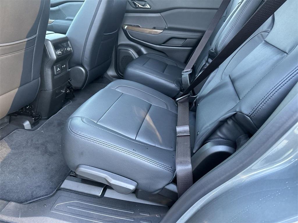 new 2023 GMC Acadia car, priced at $37,020