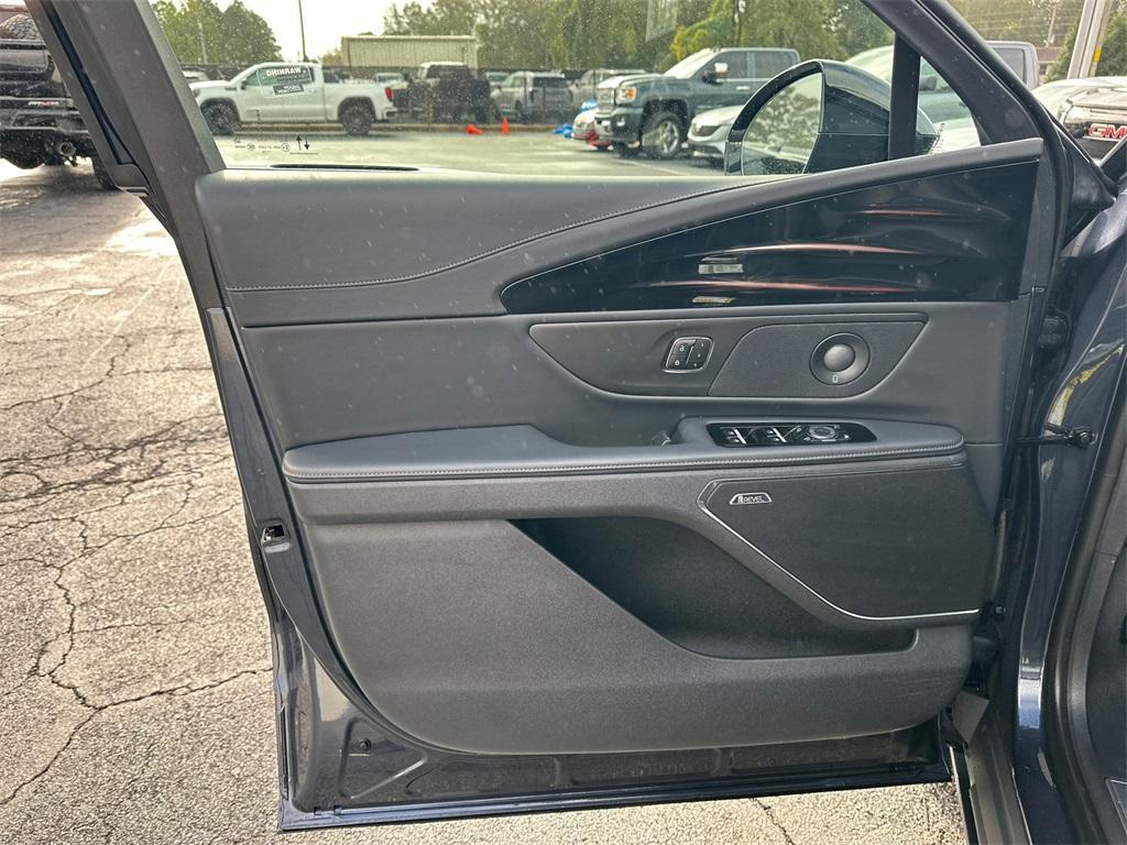 used 2024 Lincoln Nautilus car, priced at $47,914