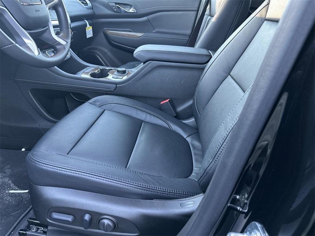 new 2023 GMC Acadia car, priced at $37,070