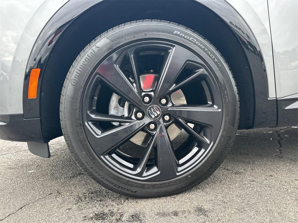 used 2025 Buick Envision car, priced at $29,965