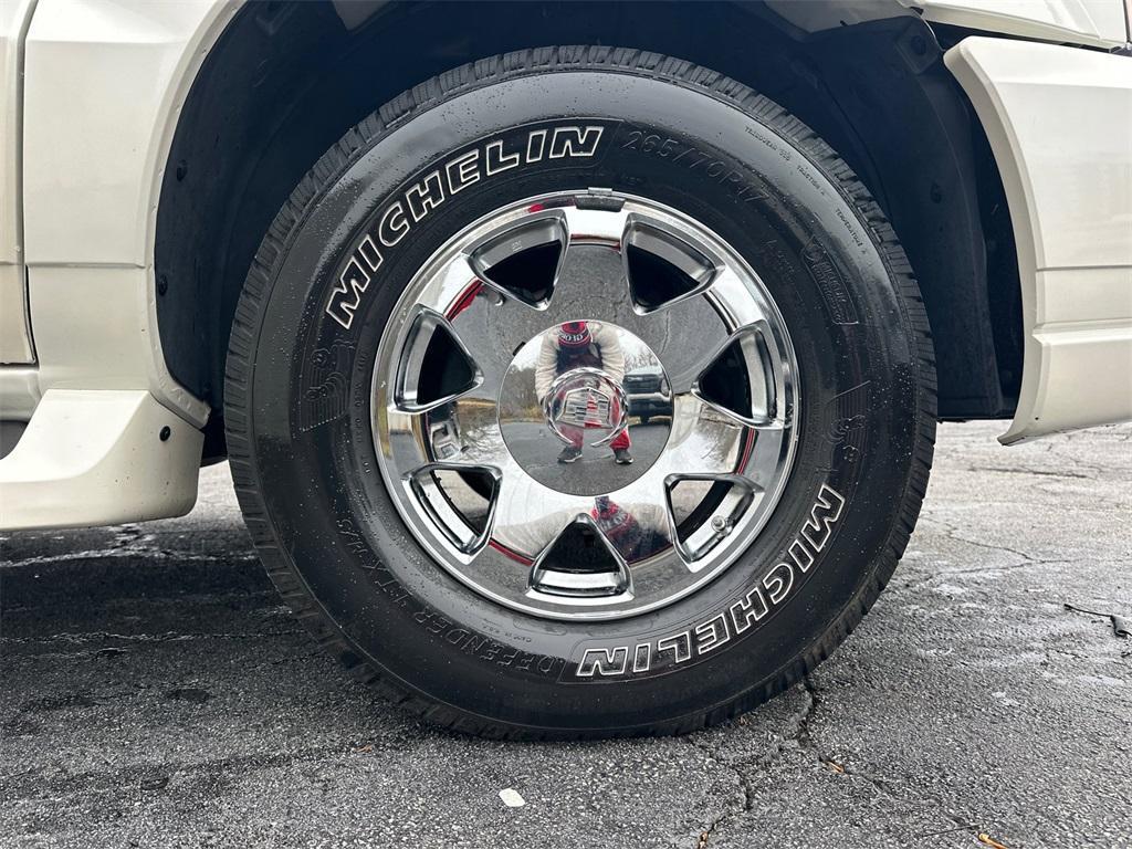 used 2006 Cadillac Escalade EXT car, priced at $22,886