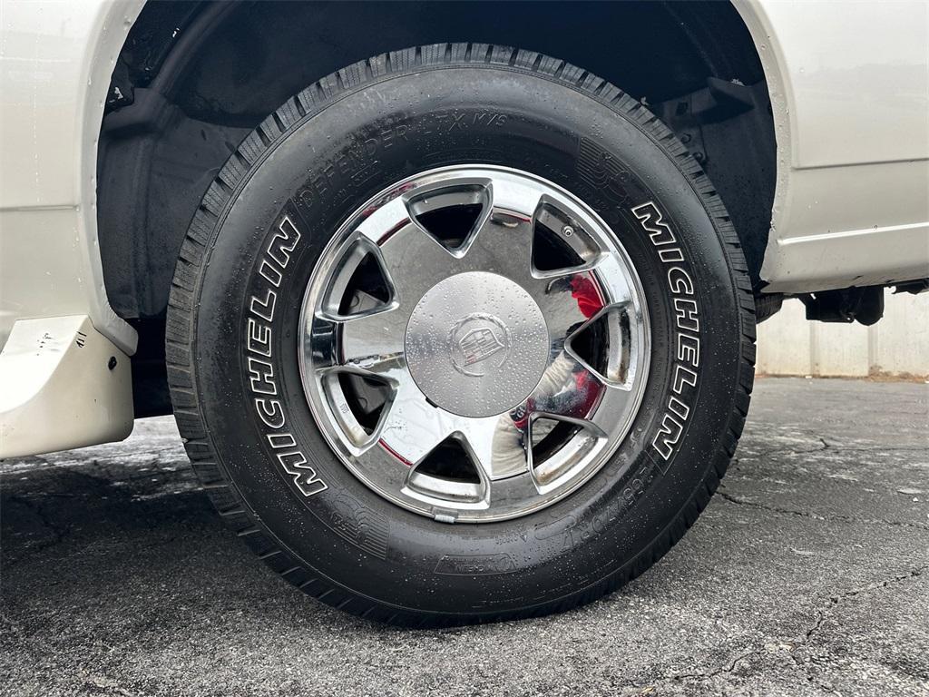 used 2006 Cadillac Escalade EXT car, priced at $22,886