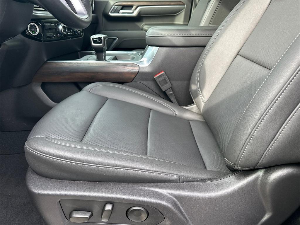 used 2025 GMC Sierra 1500 car, priced at $47,971