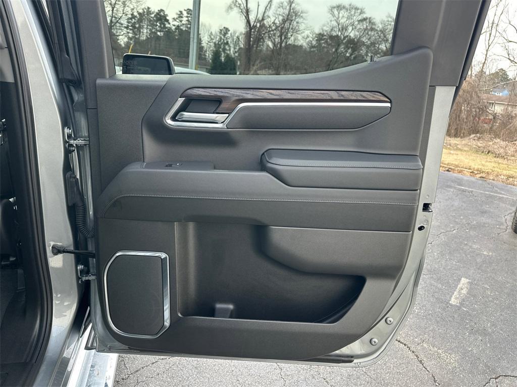 used 2025 GMC Sierra 1500 car, priced at $47,971