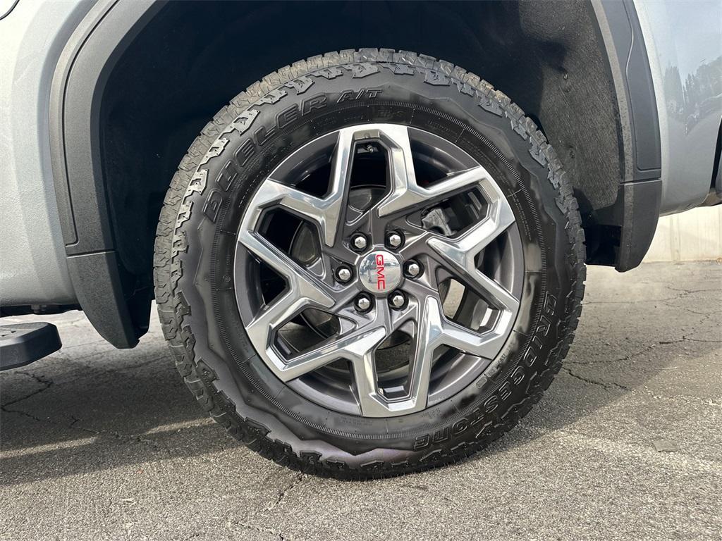 used 2025 GMC Sierra 1500 car, priced at $47,971