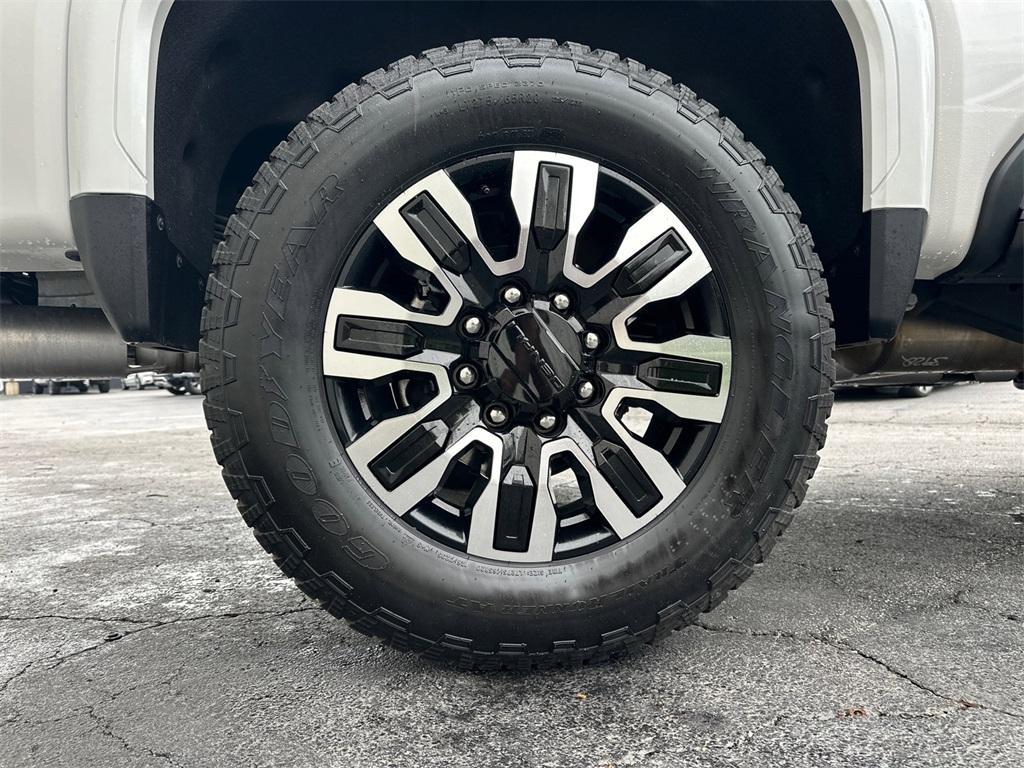 used 2025 GMC Sierra 2500 car, priced at $83,967