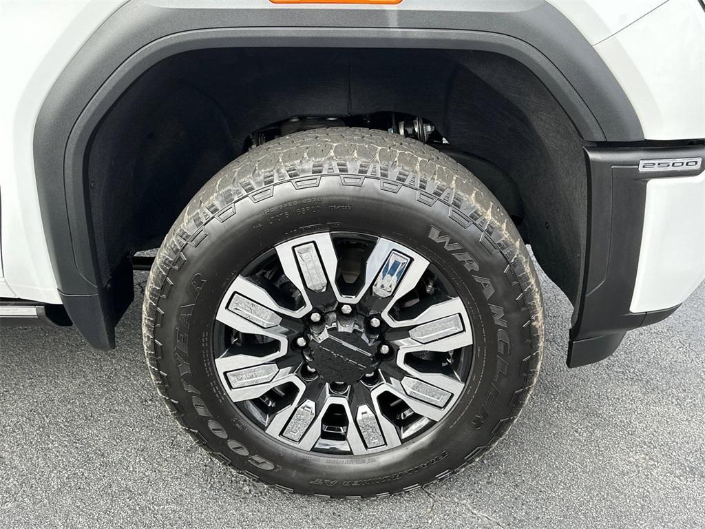 new 2024 GMC Sierra 2500 car, priced at $88,825
