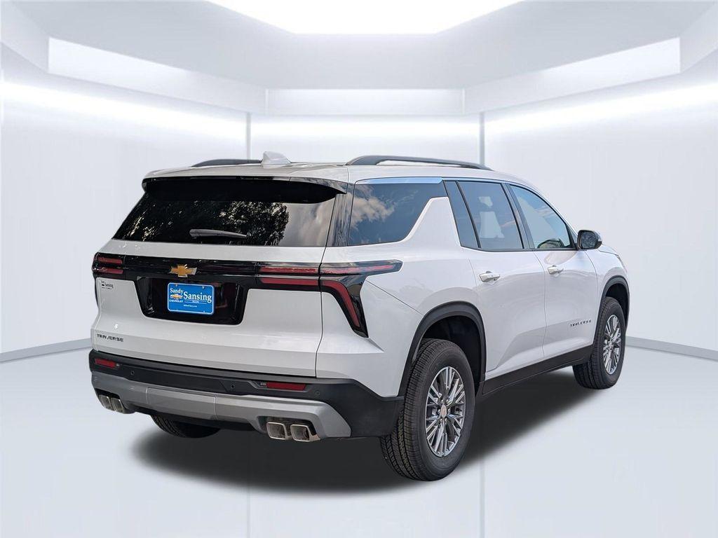 new 2026 Chevrolet Traverse car, priced at $44,063