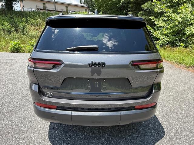 used 2023 Jeep Grand Cherokee L car, priced at $31,999