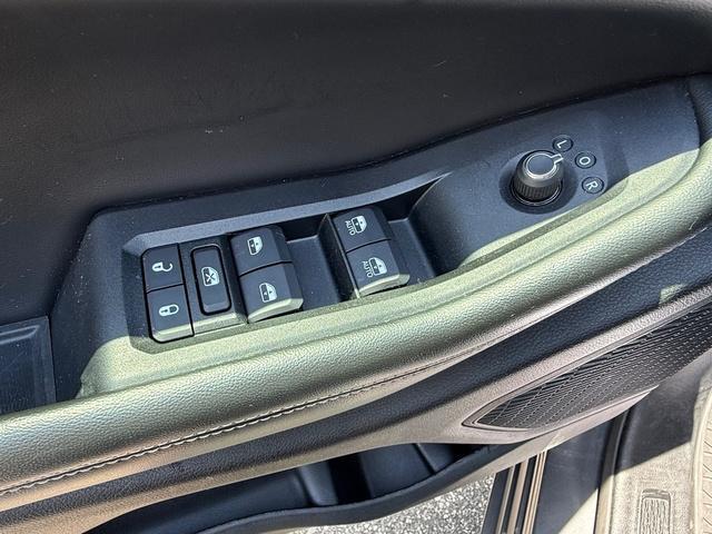 used 2023 Jeep Grand Cherokee L car, priced at $31,999