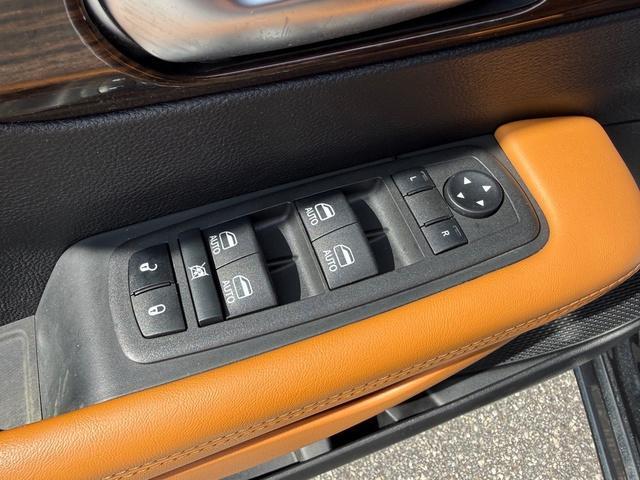 used 2022 Chrysler Pacifica car, priced at $34,999