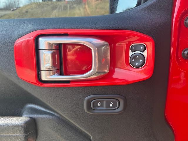 used 2021 Jeep Gladiator car, priced at $32,800