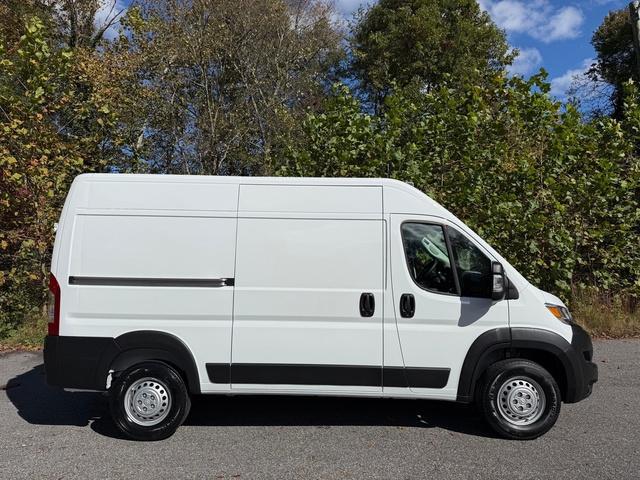 new 2026 Ram ProMaster 2500 car, priced at $47,675