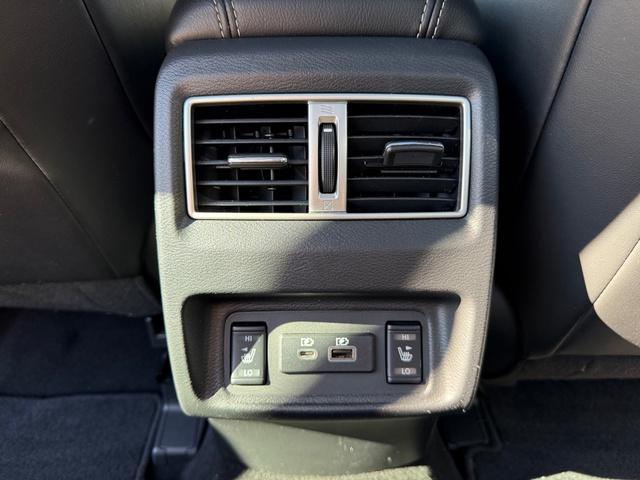 used 2023 Nissan Maxima car, priced at $29,999