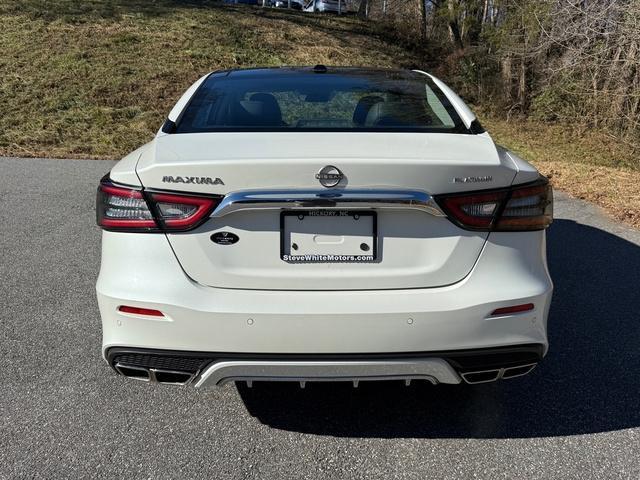 used 2023 Nissan Maxima car, priced at $29,999