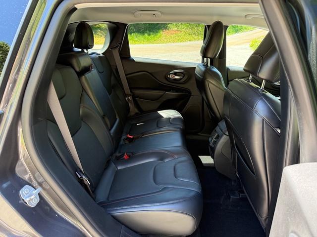 used 2020 Jeep Cherokee car, priced at $19,999